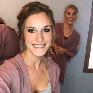 Meet your Posher, Monica